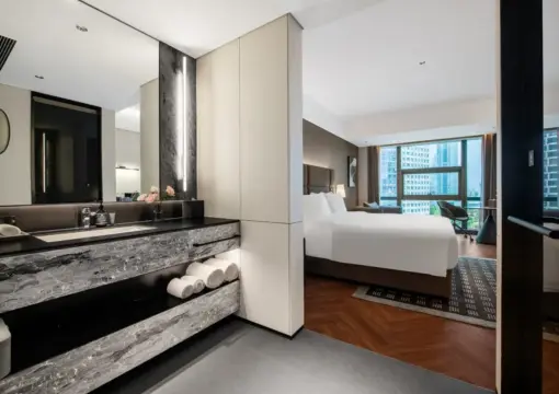 城际豪华海景房 – 大床