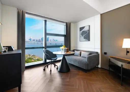 城际行政海景房 – 双人床