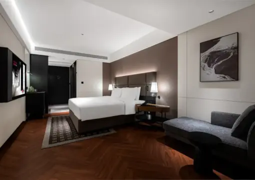 城际行政海景房 – 双人床