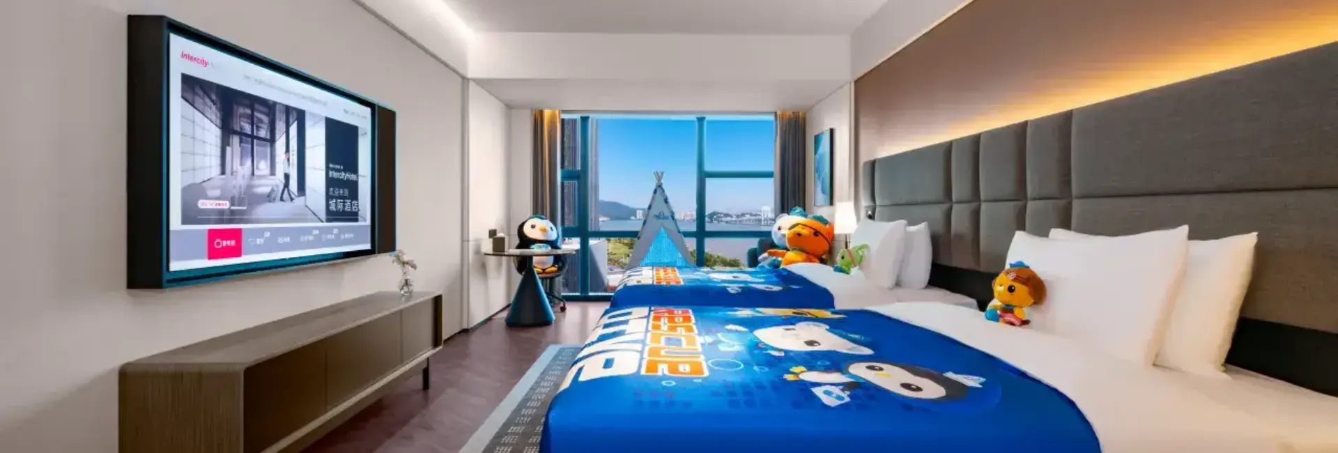 海底小縱隊90°海景家庭房（65吋投影電視+兒童友善）